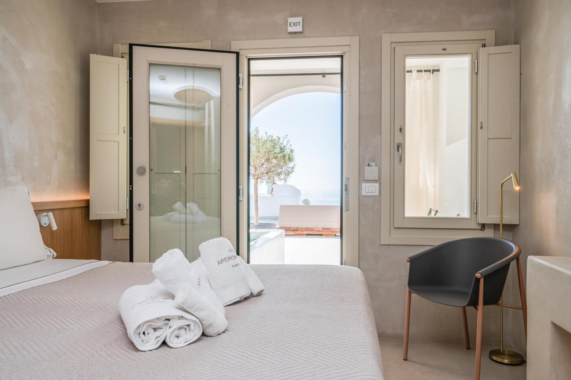 Apeiron Blue Santorini - Sustainable Adults Only 14 Plus ثيرا الغرفة الصورة