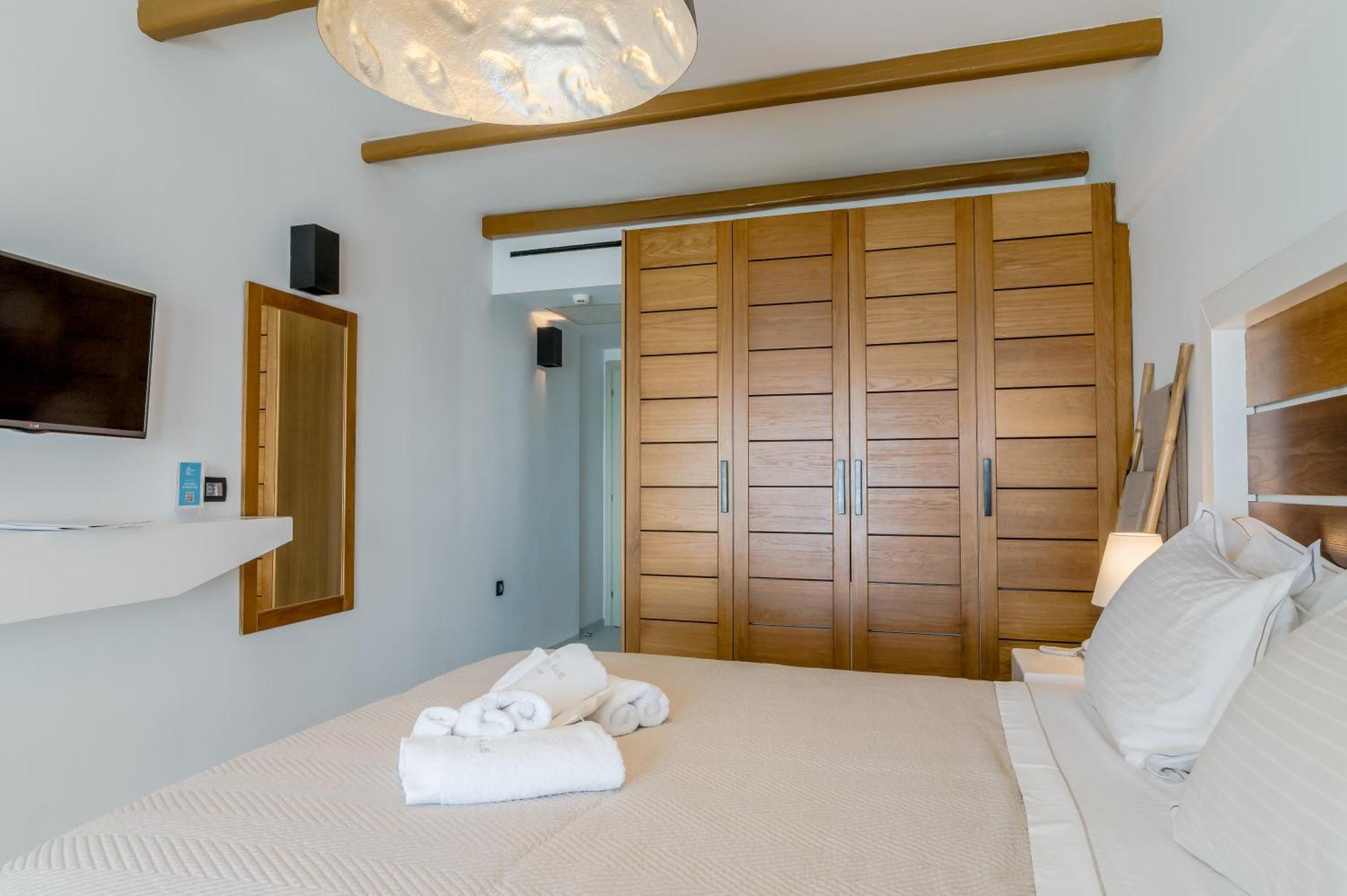 Apeiron Blue Santorini - Sustainable Adults Only 14 Plus ثيرا المظهر الخارجي الصورة